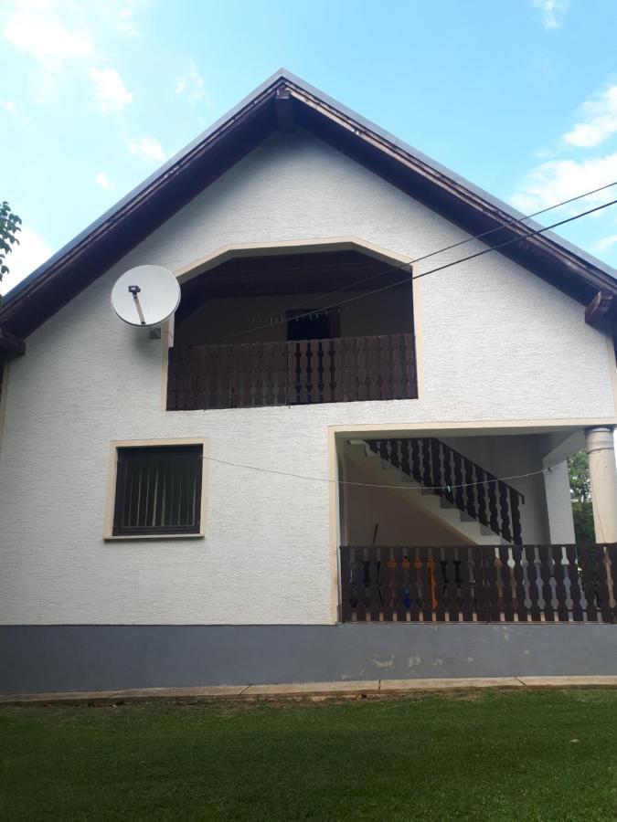 Ferienwohnung Apartman Filip Smoljanac Exterior foto