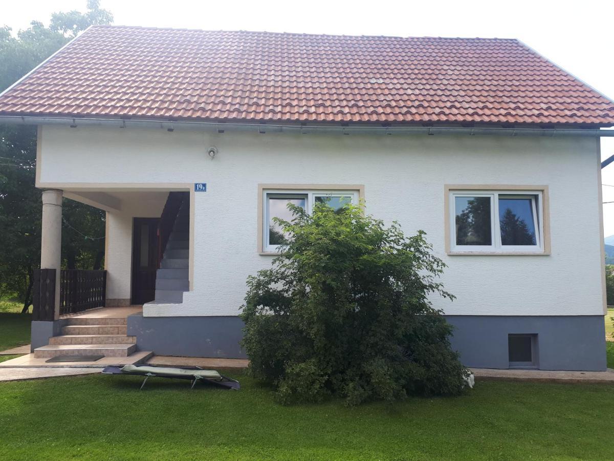 Ferienwohnung Apartman Filip Smoljanac Exterior foto